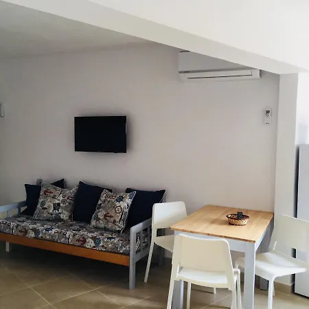 Calypso Apartment